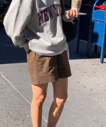 stitch shorts (brown)