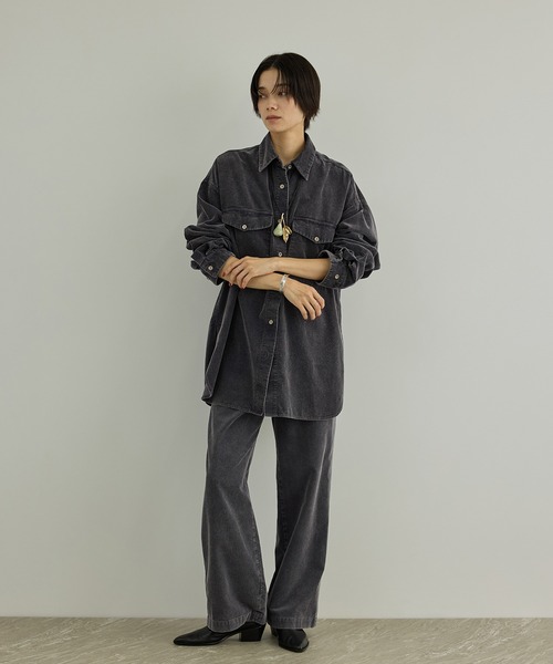 SALON adam et rope'(サロン アダム エ ロペ)の「フェードコーデュロイパンツ / セットアップ対応(その他パンツ・レディース・ピンク系その他2/チャコールグレー/ベージュ・M/S)」の11枚目の写真