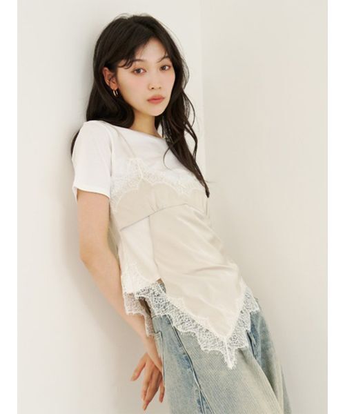 LILY BROWN（リリーブラウン）の「サテンキャミドッキングトップス（Tシャツ/カットソー・レディース・ピンク/ブラック/アイボリー・F）」の2枚目の写真