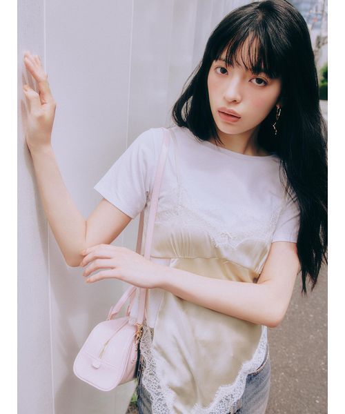 LILY BROWN（リリーブラウン）の「サテンキャミドッキングトップス（Tシャツ/カットソー・レディース・ピンク/ブラック/アイボリー・F）」の8枚目の写真