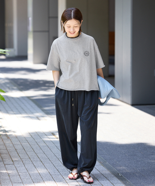 IENA(イエナ)の「《追加》Work of Art Kendai/ワークオブアートケンダイ グラフィック Tシャツ(Tシャツ/カットソー・レディース・チャコールグレー/ホワイト・FREE)」の3枚目の写真