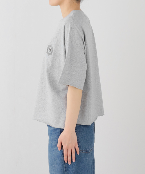 IENA(イエナ)の「《追加》Work of Art Kendai/ワークオブアートケンダイ グラフィック Tシャツ(Tシャツ/カットソー・レディース・チャコールグレー/ホワイト・FREE)」の19枚目の写真