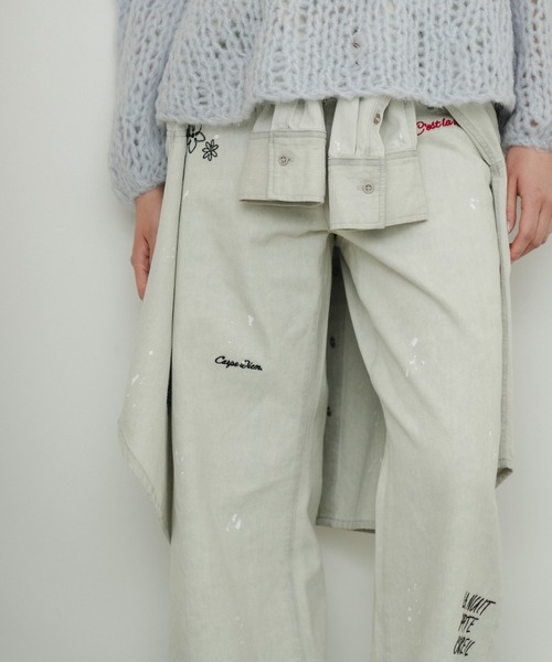 PICCADILLY(ピカデリー)の「『別注』PICCADILLY×URBAN RESEARCH 刺繍デニムパンツ(その他パンツ・レディース・グレー系その他/ライトインディゴブルー・40/38/36)」の9枚目の写真