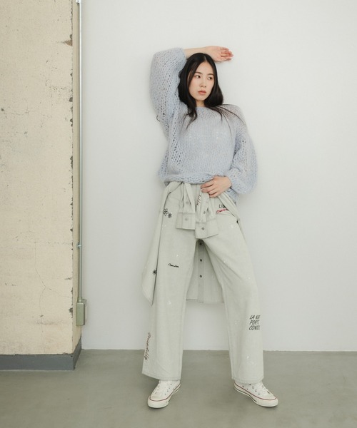 PICCADILLY(ピカデリー)の「『別注』PICCADILLY×URBAN RESEARCH 刺繍デニムパンツ(その他パンツ・レディース・グレー系その他/ライトインディゴブルー・40/38/36)」の15枚目の写真