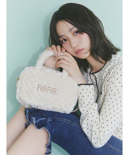 FURFUR（ファーファー）の「【USAGI ONLINE/ZOZOTOWN限定】エコファーキルティングスクエアボストンバッグ（ボストンバッグ・レディース・ブルー/ホワイト/ブラウン/ブラック/ライトベージュ・F）」の7枚目の写真