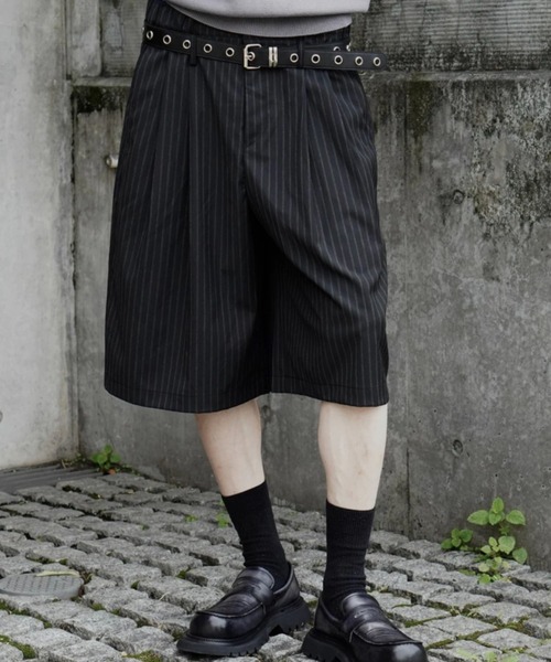 Chikashitsu +（チカシツプラス）の「【CS】stripe cross tuck drape