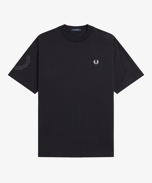 FRED PERRY(フレッドペリー)の「【ZOZO限定!!】Reflective Laurel Wreath T-Shirt/リフレクティブローレルリースTシャツ(Tシャツ/カットソー・メンズ・ベージュ/ブラック・S/L/M)」の10枚目の写真