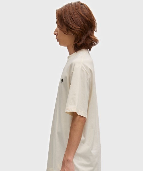 FRED PERRY(フレッドペリー)の「【ZOZO限定!!】Reflective Laurel Wreath T-Shirt/リフレクティブローレルリースTシャツ(Tシャツ/カットソー・メンズ・ベージュ/ブラック・S/L/M)」の15枚目の写真