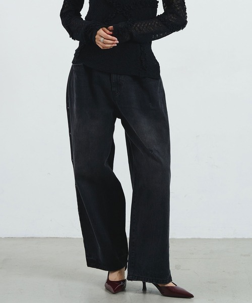 ROSE BUD(ローズバッド)の「mici/RIVETED DENIM PANTS(デニムパンツ・レディース・ライトインディゴブルー/ブラック・M/S)」の1枚目の写真
