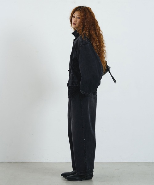 ROSE BUD(ローズバッド)の「mici/RIVETED DENIM PANTS(デニムパンツ・レディース・ライトインディゴブルー/ブラック・M/S)」の16枚目の写真