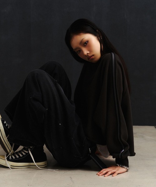 ROSE BUD(ローズバッド)の「mici/RIVETED DENIM PANTS(デニムパンツ・レディース・ライトインディゴブルー/ブラック・M/S)」の18枚目の写真