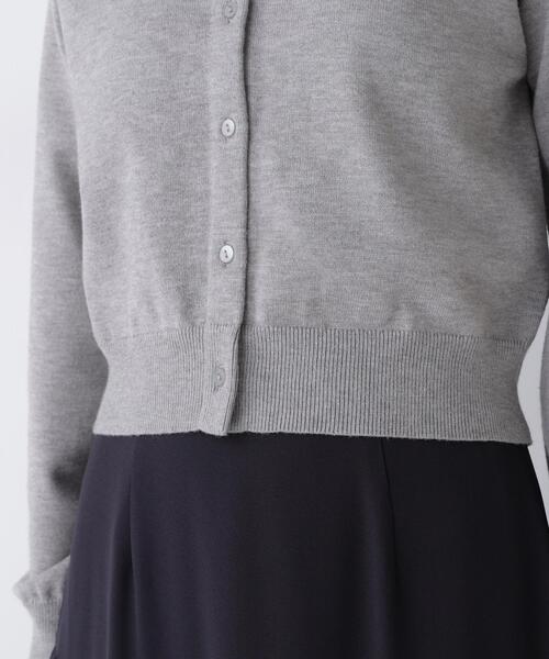 NATURAL BEAUTY BASIC(ナチュラルビューティーベーシック)の「フワラーモチーフカーディガン(カーディガン/ボレロ・レディース・グレー/オフホワイト/ラベンダー・FREE)」の15枚目の写真