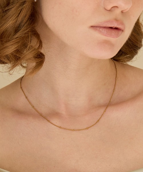 Phoebe(フィービィー)の「【金属アレルギー対応】ステーションボールマグネットチェーンネックレス/ステンレス ワンタッチ 着脱簡単 ベーシック(ネックレス・レディース・イエローゴールド/シルバー・FREE)」の5枚目の写真