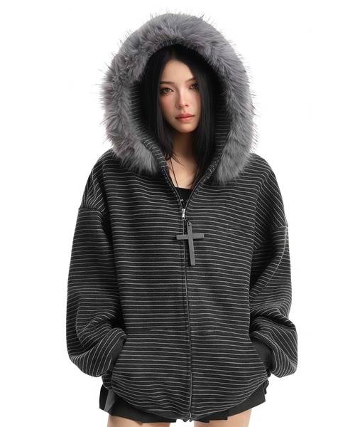 SHERU（シェル）の「フェイクファー付き ボーダー ジップアップパーカー（パーカー・レディース・ベージュ/ダークグレー・M）」の5枚目の写真