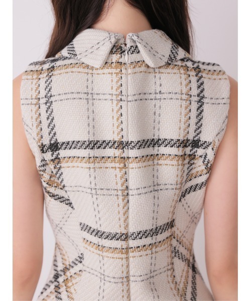 M me eme(エムミーエメ)の「Tweed check fit line mini onepiece(eme11106)(ワンピース・レディース・レッド/ホワイト・XS/FREE)」の20枚目の写真