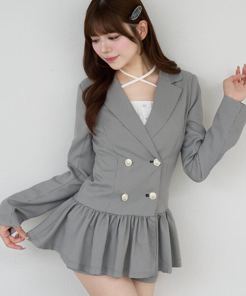 Belle Charme(ベルシャルム)の「【Belle Charme】Double Button Peplum Jacket(その他トップス・レディース・ブラック系その他/グレー/ベージュ・FREE)」の2枚目の写真