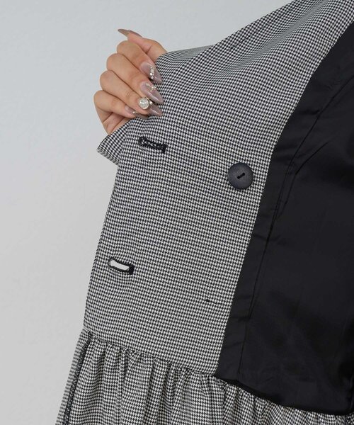 Belle Charme(ベルシャルム)の「【Belle Charme】Double Button Peplum Jacket(その他トップス・レディース・ブラック系その他/グレー/ベージュ・FREE)」の21枚目の写真
