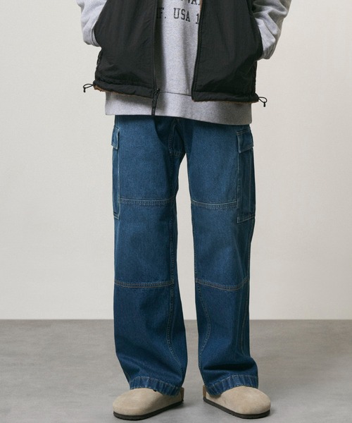 Gramicci（グラミチ）の「DENIM CARGO PANT｜デニムカーゴパンツ（デニムパンツ・メンズ・クリアブラック/ホワイト系その他/ダークインディゴブルー・M/XL/2XL/S/L）」の3枚目の写真