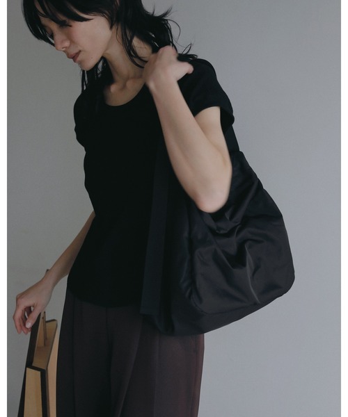 anuke(アンヌーク)の「Nylon Shoulder Bag(ショルダーバッグ・レディース・ブラウン/ブラック・FREE)」の10枚目の写真
