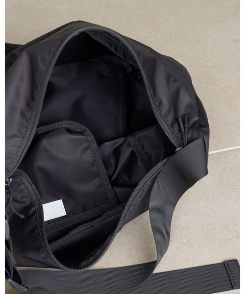 anuke(アンヌーク)の「Nylon Shoulder Bag(ショルダーバッグ・レディース・ブラウン/ブラック・FREE)」の15枚目の写真