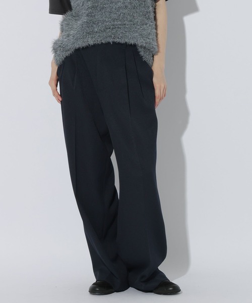 LAKOLE(ラコレ)の「ツータックワイドパンツ / 1045641(スラックス・レディース・ブラウン/ベージュ/ネイビー/グレー・LARGE/MEDIUM)」の1枚目の写真