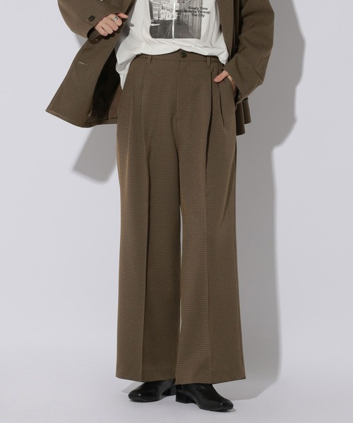 LAKOLE(ラコレ)の「ツータックワイドパンツ / 1045641(スラックス・レディース・ブラウン/ベージュ/ネイビー/グレー・LARGE/MEDIUM)」の3枚目の写真
