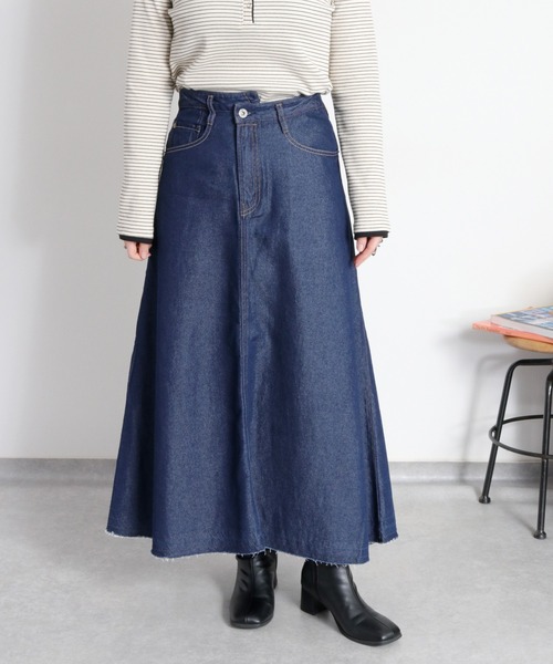 cepo(セポ)の「【歩くたび美しく揺れる】サイドタックフレアデニムスカート(デニムスカート・レディース・ワンウォッシュ/ブルー系1/ブラック・S/M/L)」の3枚目の写真