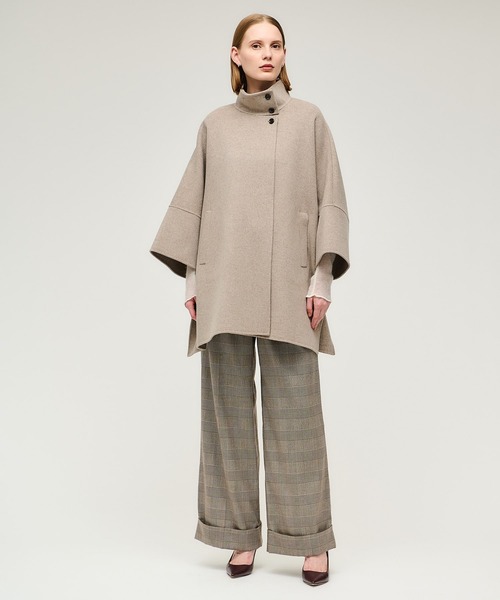 ESTNATION(エストネーション)の「ESTNATION / ウールカシミアケープコート(その他アウター・レディース・グレイッシュベージュ/キャメル/ブラック・FREE)」の10枚目の写真