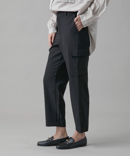 leswel(レスウェル)の「【M~5L】ダブルクロステーパードパンツ(その他パンツ・レディース・ブラウン/ブラック・M/5L/4L/3L/LL/L)」の1枚目の写真