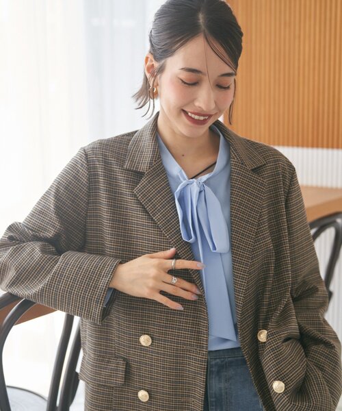 Remind me and forever(リマインドミーアンドフォーエバー)の「大人ボウタイブラウス(シャツ/ブラウス・レディース・アイボリー/サックスブルー・FREE)」の10枚目の写真