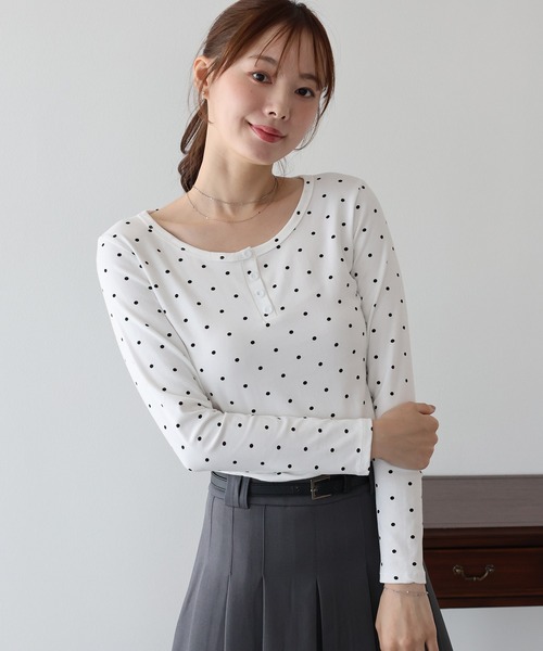 BLUEEAST（ブルーイースト）の「ヘンリーネックドットロングＴシャツ（Tシャツ/カットソー・レディース・ブラック/ホワイト/グレー・MEDIUM）」の5枚目の写真
