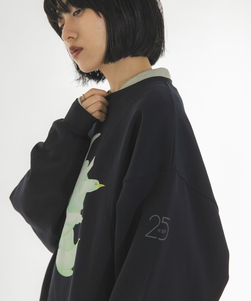 KBF（ケイビーエフ）の「『別注』Lee Izumida×KBF　スウェット（スウェット・レディース・ネイビー/グレー系その他/オートミール・ONE）」の22枚目の写真