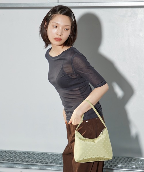 OFROOM(オフルーム)の「【2026秋冬新作】Dot Satin Mini Bag|ドットサテンミニバッグ(ショルダーバッグ・レディース・ブラック/ブルー/グリーン/ホワイト・ONESIZE)」の5枚目の写真