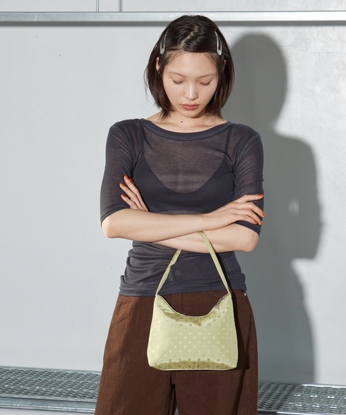 OFROOM(オフルーム)の「【2026秋冬新作】Dot Satin Mini Bag|ドットサテンミニバッグ(ショルダーバッグ・レディース・ブラック/ブルー/グリーン/ホワイト・ONESIZE)」の6枚目の写真