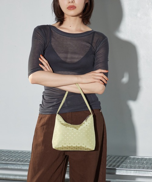 OFROOM(オフルーム)の「【2026秋冬新作】Dot Satin Mini Bag|ドットサテンミニバッグ(ショルダーバッグ・レディース・ブラック/ブルー/グリーン/ホワイト・ONESIZE)」の7枚目の写真