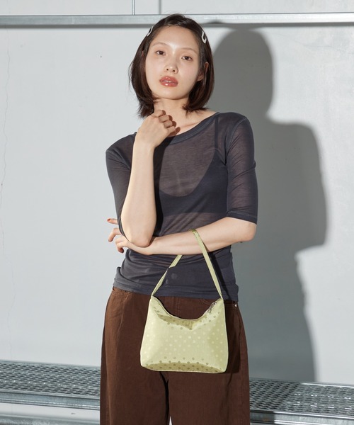 OFROOM(オフルーム)の「【2026秋冬新作】Dot Satin Mini Bag|ドットサテンミニバッグ(ショルダーバッグ・レディース・ブラック/ブルー/グリーン/ホワイト・ONESIZE)」の8枚目の写真