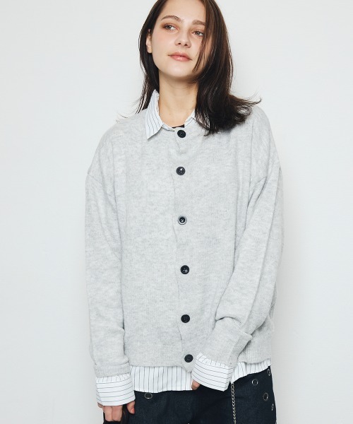 DAZE(デイズ)の「クルーネック ニットカーディガン(ニット/セーター・メンズ・ブラック系/グレー・MEDIUM/LARGE)」の2枚目の写真