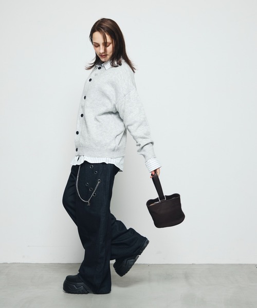 DAZE(デイズ)の「クルーネック ニットカーディガン(ニット/セーター・メンズ・ブラック系/グレー・MEDIUM/LARGE)」の11枚目の写真