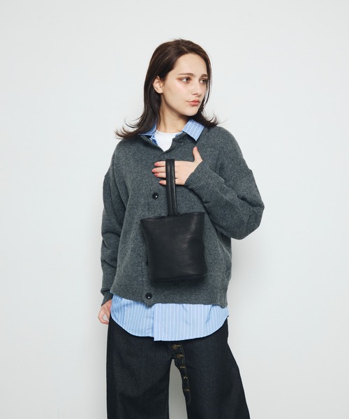 DAZE(デイズ)の「クルーネック ニットカーディガン(ニット/セーター・メンズ・ブラック系/グレー・MEDIUM/LARGE)」の20枚目の写真