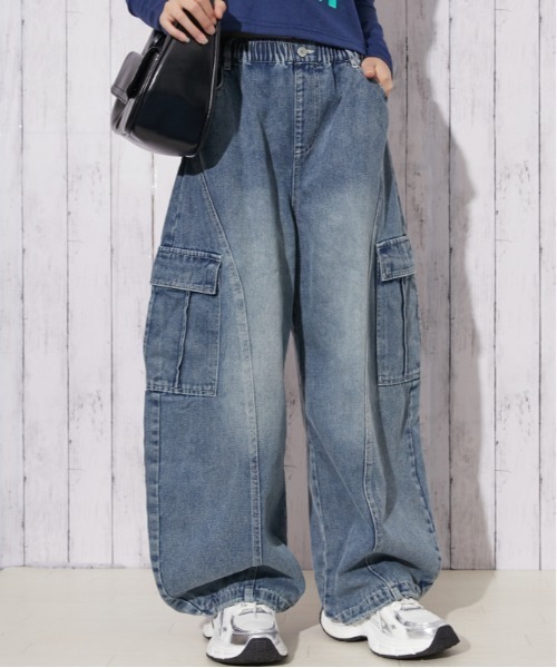 GORGE(ゴージ)の「デニム バレルカーゴワイドパンツ|全3色(その他パンツ・レディース・ブルー/ブルー系/ブラック・F)」の3枚目の写真