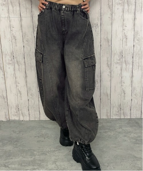 GORGE(ゴージ)の「デニム バレルカーゴワイドパンツ|全3色(その他パンツ・レディース・ブルー/ブルー系/ブラック・F)」の20枚目の写真