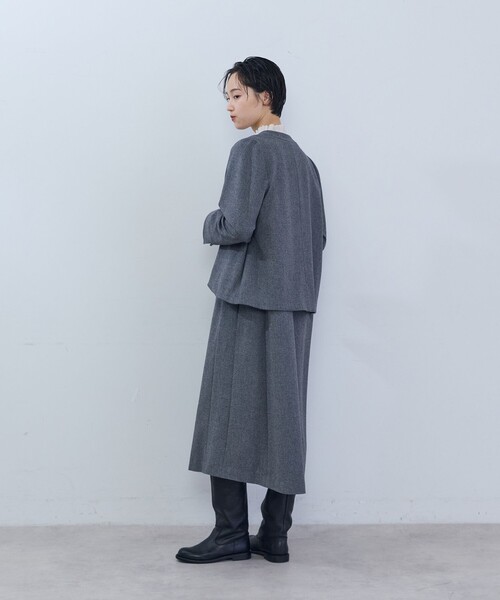 ADIEU TRISTESSE(アデュートリステス)の「リーフカットジャケット(ノーカラージャケット・レディース・グレー系その他/チャコールグレー・38)」の5枚目の写真