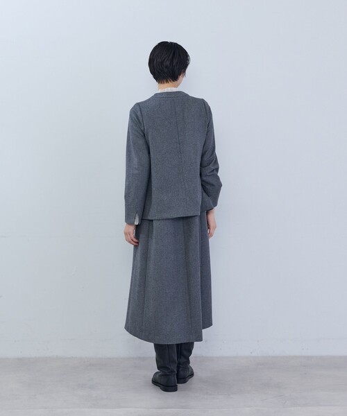 ADIEU TRISTESSE(アデュートリステス)の「リーフカットジャケット(ノーカラージャケット・レディース・グレー系その他/チャコールグレー・38)」の6枚目の写真