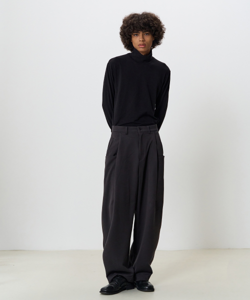 NOUN(ノウン)の「Mellow タートルネックTシャツ (ブラック)(Tシャツ/カットソー・メンズ・ブラック・LARGE/MEDIUM)」の4枚目の写真