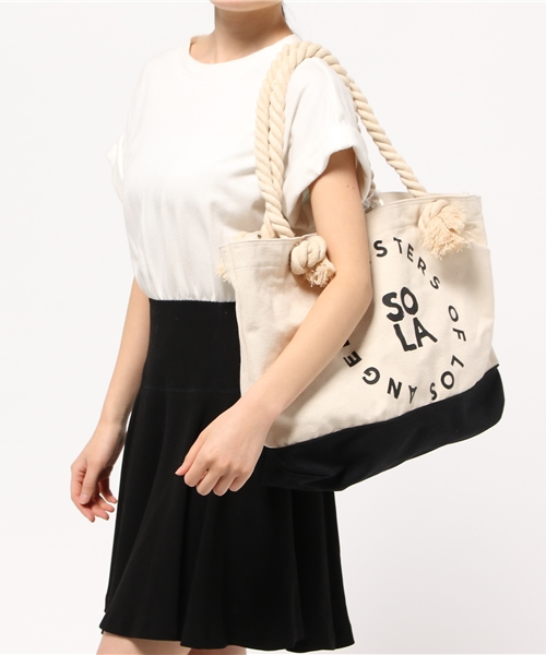 SoLA(Sister Of Los Angels)(ソラ(シスターオブロサンゼルス))の「SoLA LOGO TOTE/ロゴトートバッグ(トートバッグ・レディース・レッド/ブラック/ネイビー・FREE)」の14枚目の写真
