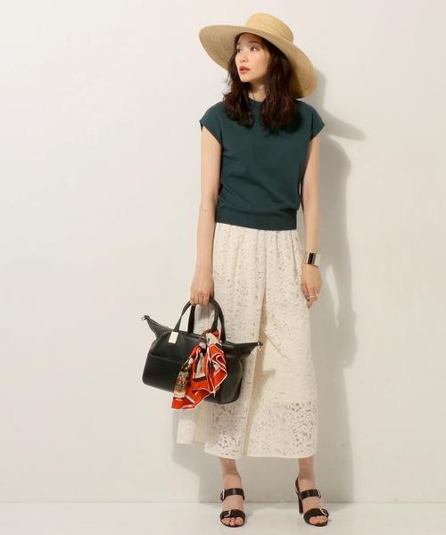 UNITED ARROWS（ユナイテッドアローズ）の「UBBT ミニ ハイネック フレンチスリーブ ニット†◆（ニット/セーター・レディース・オフホワイト/ブラック/ダークグリーン・フリー）」の15枚目の写真