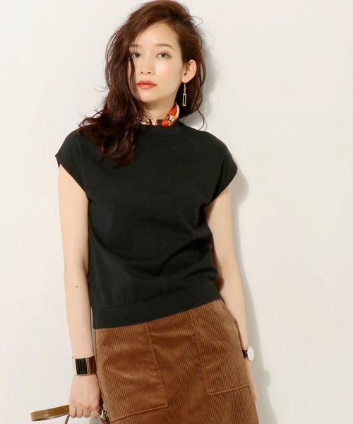 UNITED ARROWS（ユナイテッドアローズ）の「UBBT ミニ ハイネック フレンチスリーブ ニット†◆（ニット/セーター・レディース・オフホワイト/ブラック/ダークグリーン・フリー）」の7枚目の写真