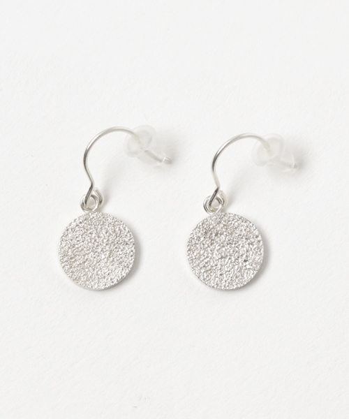 TONE SELECT GOODS(トーンセレクトグッズ)の「【hosta】アワフックピアス(ピアス(両耳用))」|シルバー