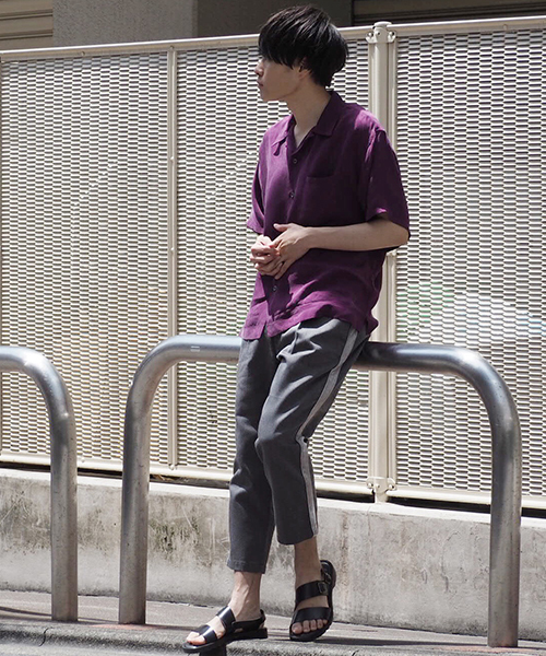 DISCOVERED(ディスカバード)の「【DISCOVERED×Dickies】STUDIOUS別注 サイドラインクロップドチノパンツ(チノパンツ・メンズ・グレー/ネイビー/ブラック/ブラウン・1/3/2)」の16枚目の写真