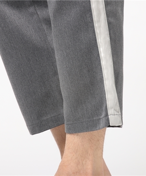 DISCOVERED(ディスカバード)の「【DISCOVERED×Dickies】STUDIOUS別注 サイドラインクロップドチノパンツ(チノパンツ・メンズ・グレー/ネイビー/ブラック/ブラウン・1/3/2)」の12枚目の写真
